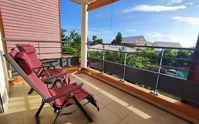 Neptune Appart T3 Avec Grande Terrasse Et Parking Prive, Proche Des Plages, Saint Gilles Les Bains